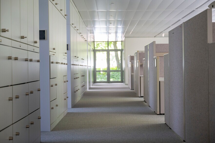More Photos Of Walford, Walford Office For Sale