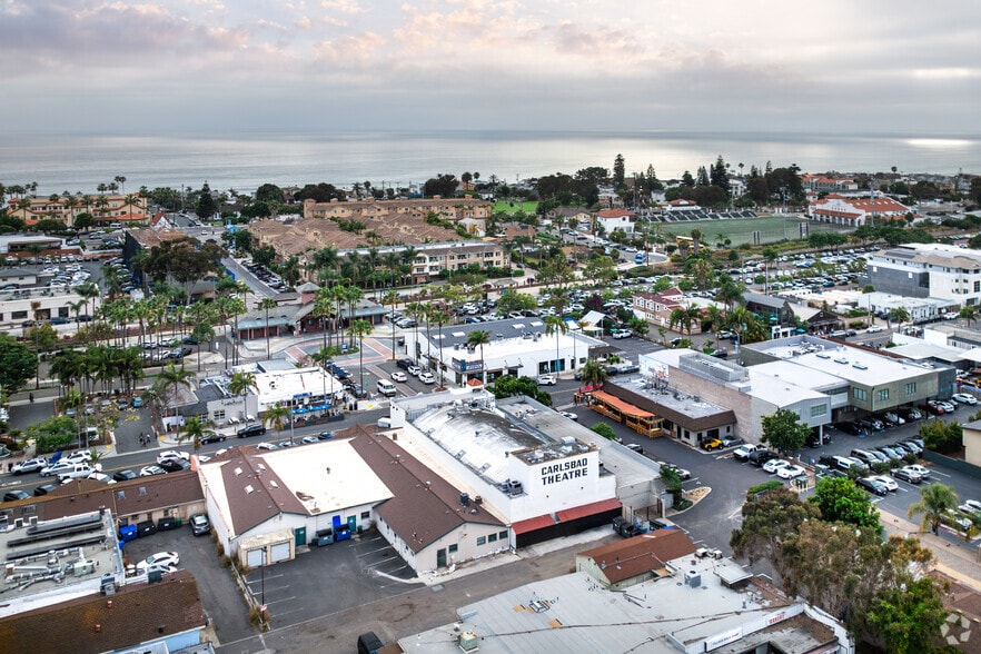 More Photos Of 2808-22 State St, Carlsbad Movie Theatre For Sale