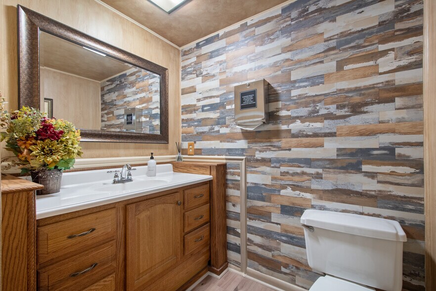 More Photos Of 3027 Aloma Ave, Winter Park Medical For Sale