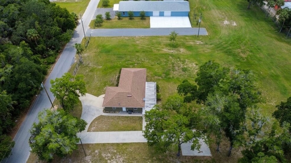 More Photos Of 8635 W Goodman Ln, Homosassa Industrial For Lease