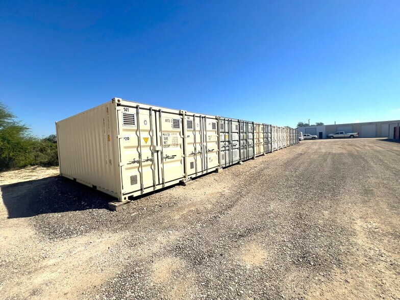 More Photos Of 8109 Us Highway 77, Sinton Self Storage For Sale