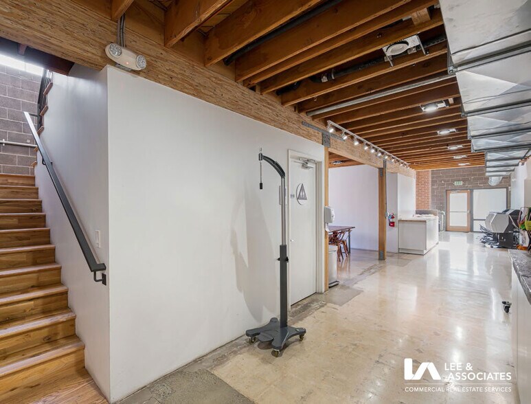 More Photos Of 420 Grand Ave, Long Beach Loft Creative Space For Lease