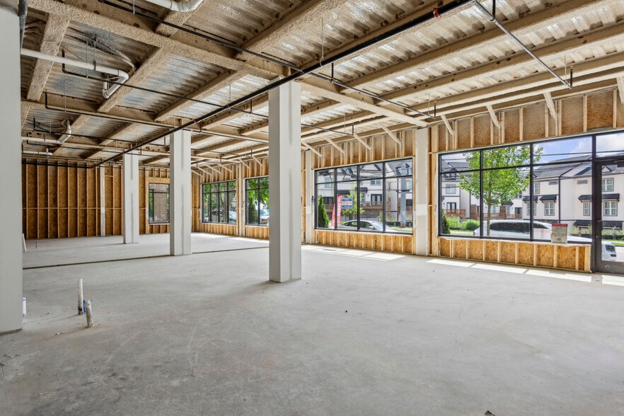 More Photos Of 2030 Main St NW, Atlanta Storefront Retail Office For Sale