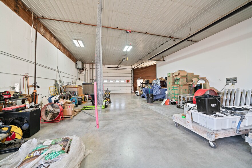 More Photos Of 7795 Thorpe Rd, Bozeman Industrial For Sale