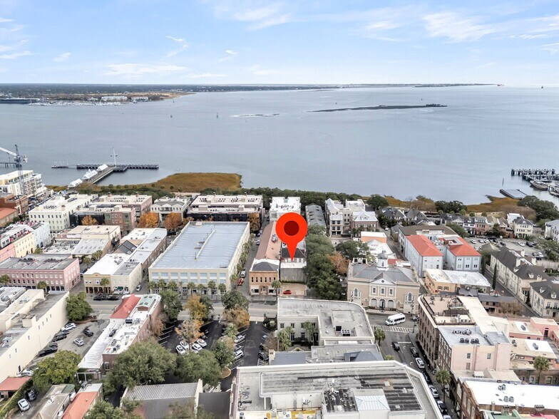 More Photos Of 12 Gillon St, Charleston Office For Lease