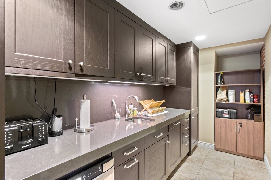 More Photos Of 1538 Wazee St, Denver Office For Lease