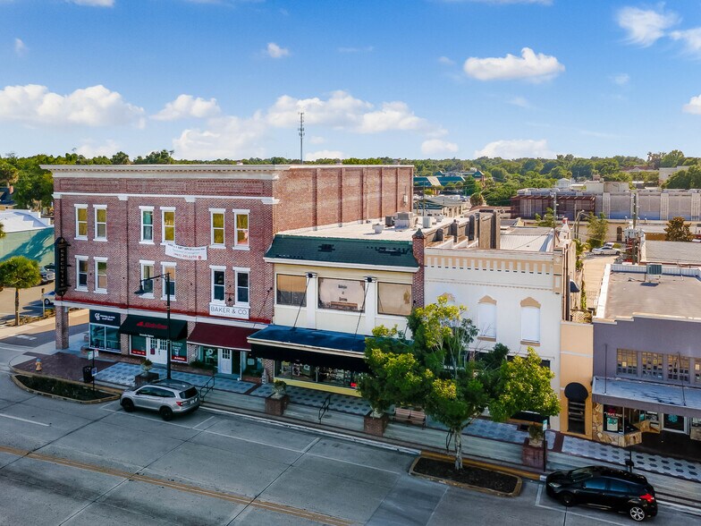 More Photos Of 114 S Woodland Blvd, Deland Storefront For Sale