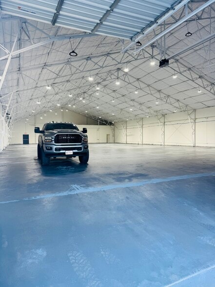 More Photos Of 12778 Market Street Rd, Houston Service For Lease