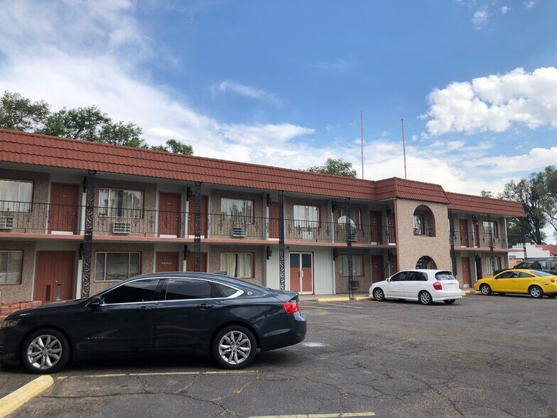 More Photos Of 1321 Elm Ave, Rocky Ford Hotel For Sale