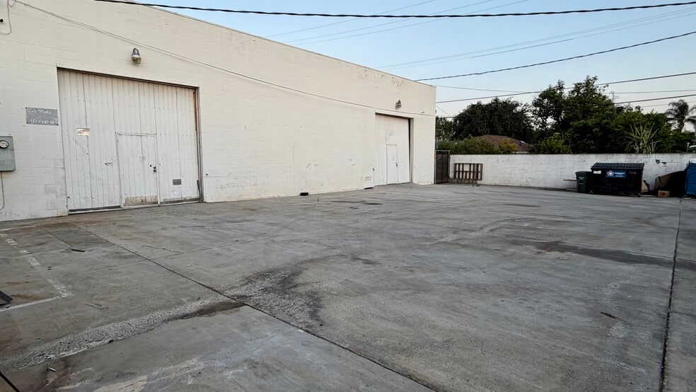 More Photos Of 9604 Valley Blvd, Rosemead Industrial For Sale