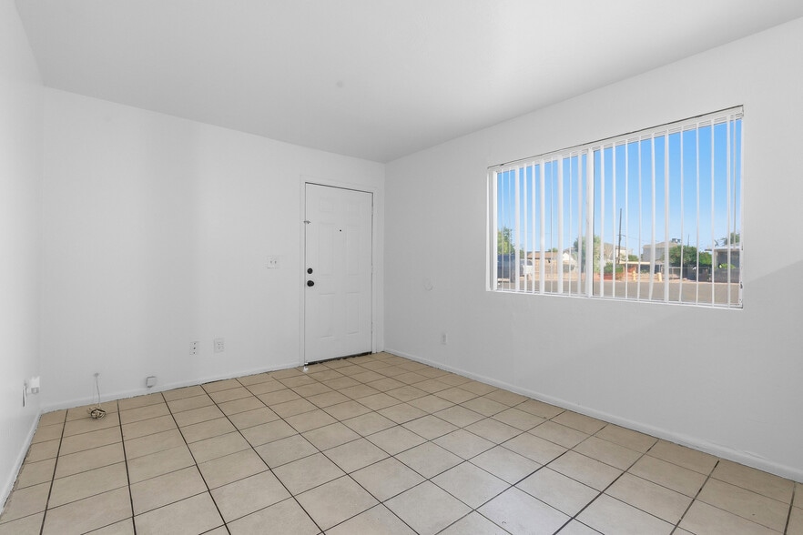 More Photos Of 1018 N 22nd Pl, Phoenix Multifamily For Sale