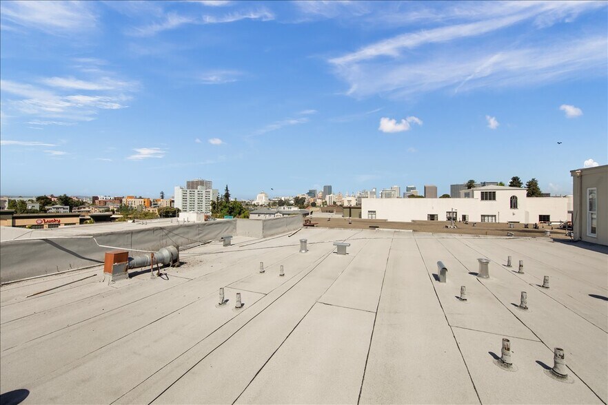 More Photos Of 220 Athol Ave, Oakland Apartments For Sale