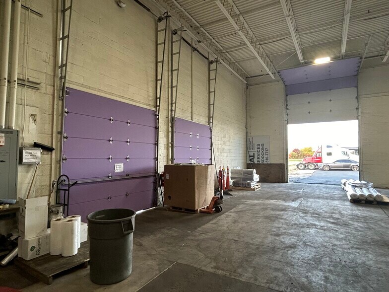 More Photos Of 26050 Richmond Rd, Bedford Heights Warehouse For Lease