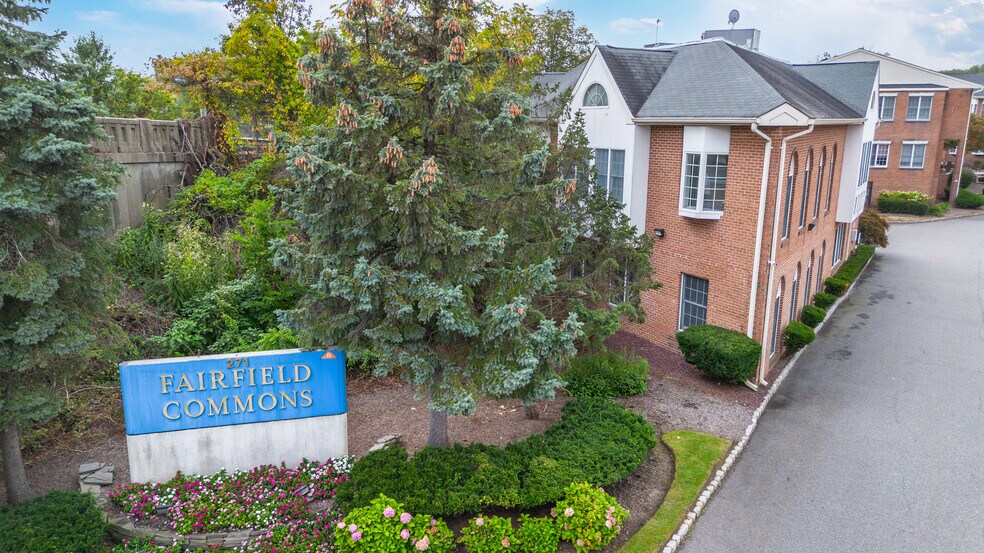 More Photos Of 271 Route 46 W, Fairfield Medical For Lease