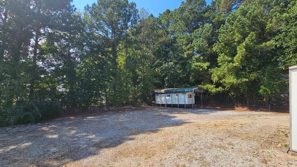 More Photos Of 2437 Clay Rd, Austell Light Manufacturing For Lease