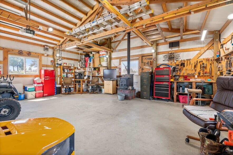 More Photos Of 110 Seubert Heights Dr, Cottonwood Trailer Camper Park For Sale