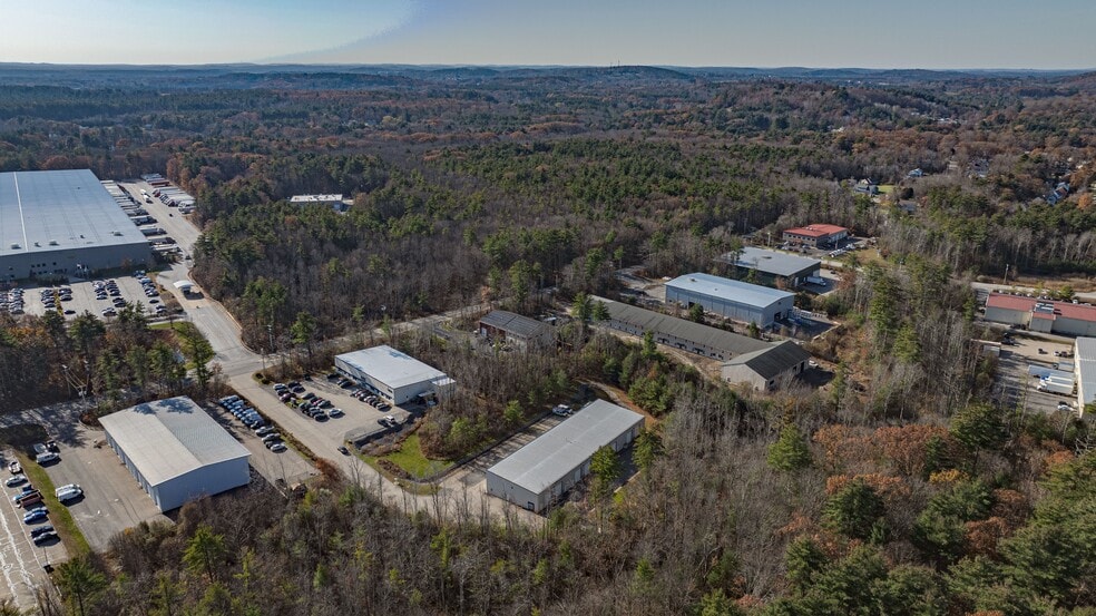 More Photos Of 95 Ledge Rd, Seabrook Service For Lease