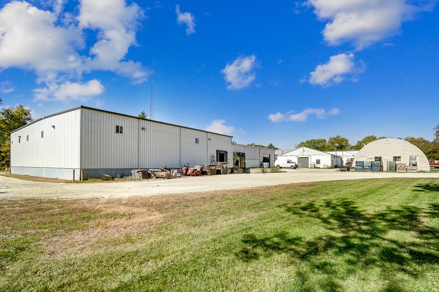More Photos Of 5589 W National Rd, Springfield Warehouse For Sale