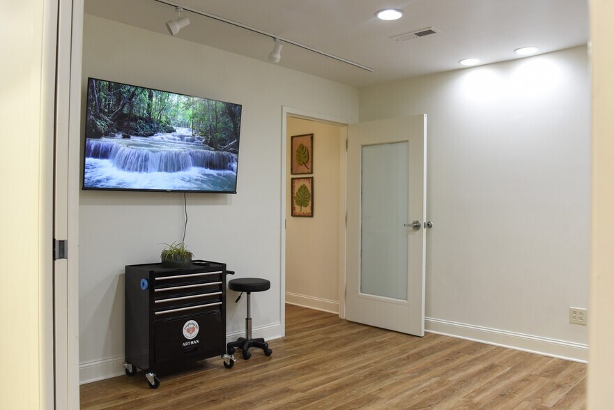 More Photos Of 431 Johnston St SE, Decatur Medical For Lease