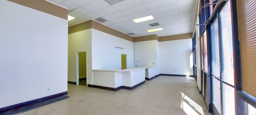 More Photos Of 3601 N Las Vegas Blvd, Las Vegas Storefront For Sale