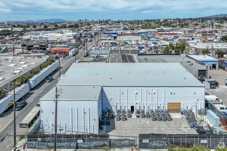 More Photos Of 1217 48th Ave, Oakland Warehouse For Sale