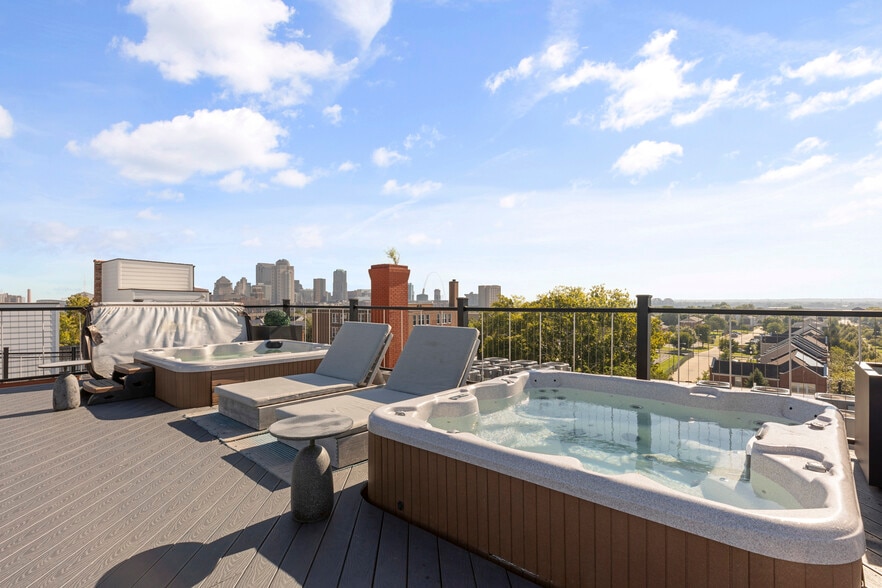 More Photos Of 1330 Dolman St, Saint Louis Apartments For Sale