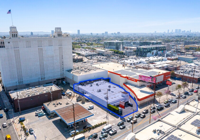 More Photos Of 6820-6830 Santa Monica Blvd, Los Angeles Storefront Retail Office For Sale