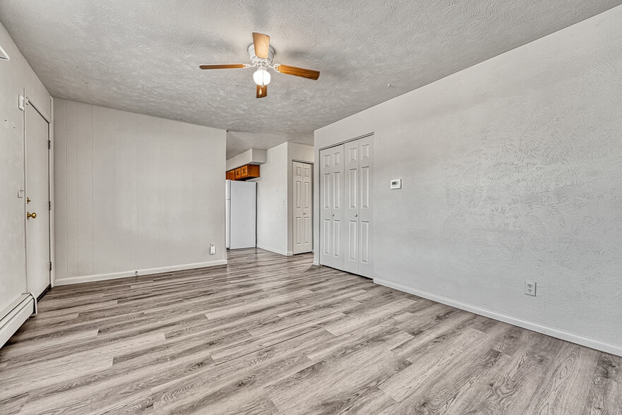 More Photos Of 490 E Elm St, Elizabeth Apartments For Sale