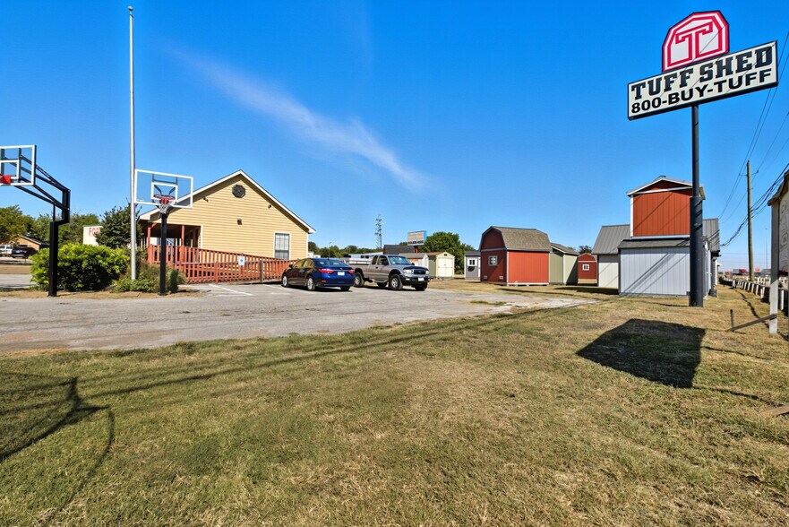 More Photos Of 15524 N Interstate 35, Austin Land For Sale