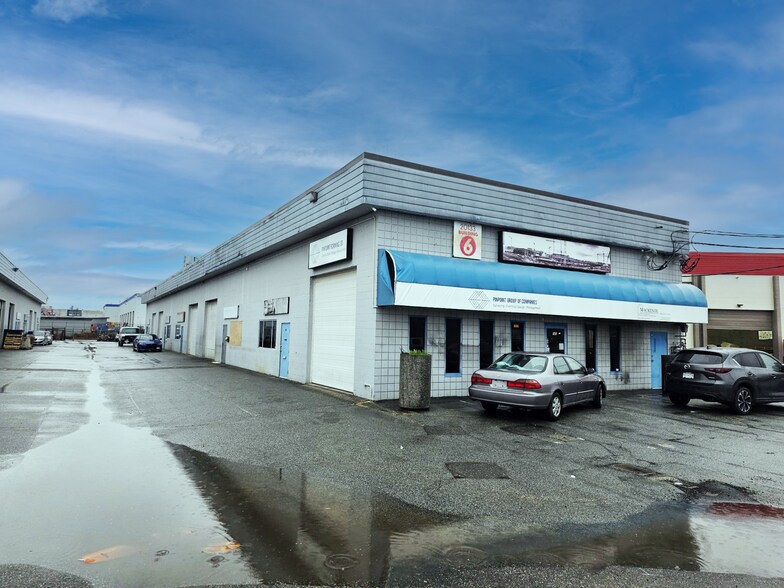 More Photos Of 20131-20133 Industrial Ave, Langley Warehouse For Lease