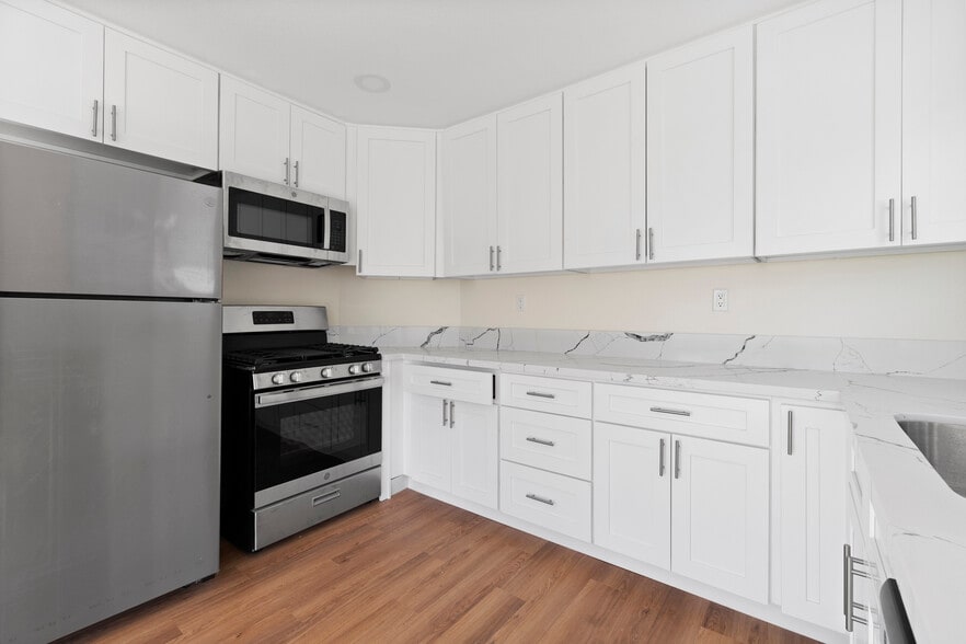 More Photos Of 102 E Avenida San Gabriel, San Clemente Multifamily For Sale