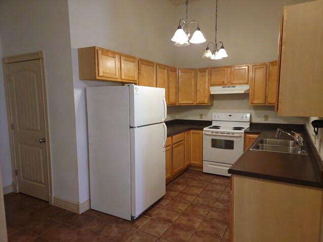 More Photos Of 13 N Main St, Three Rivers Restaurant For Sale
