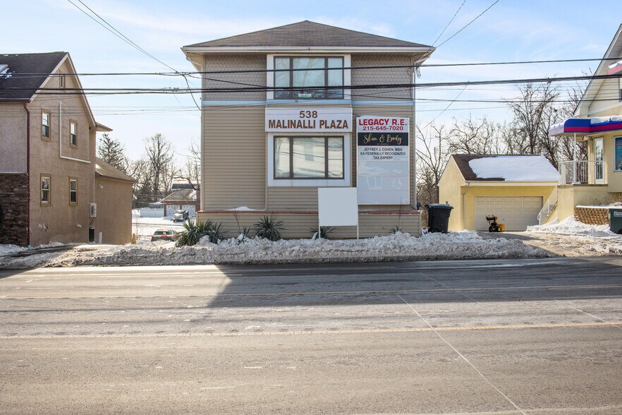 Primary Photo Of 538 Street Rd, Southampton Office For Lease