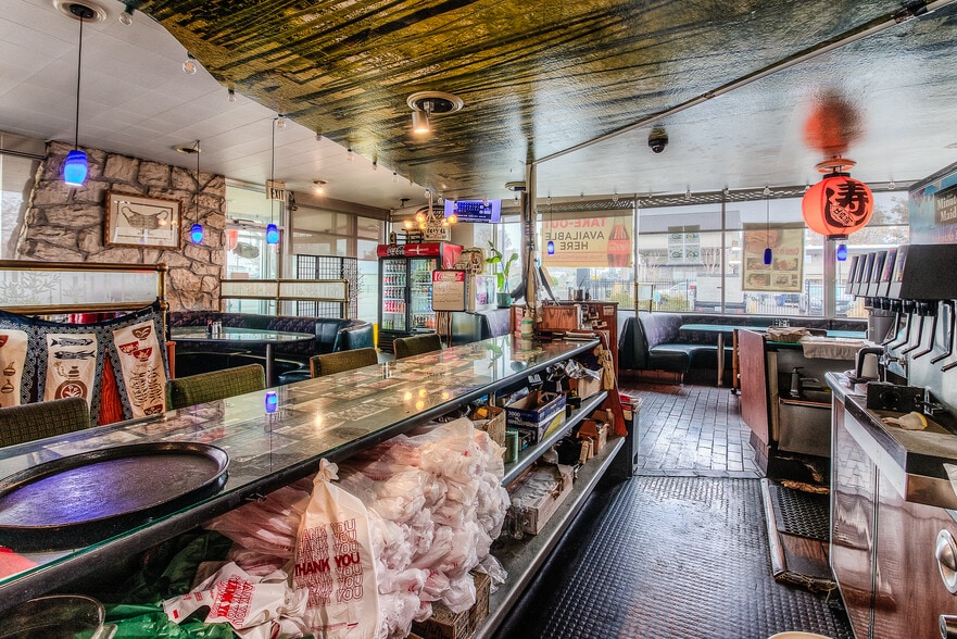 More Photos Of 822 N 1st St, Yakima Restaurant For Sale