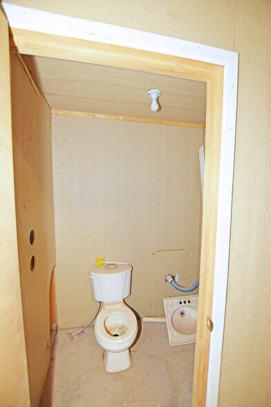 More Photos Of 12008 E Highway 158, Gardendale Industrial For Sale