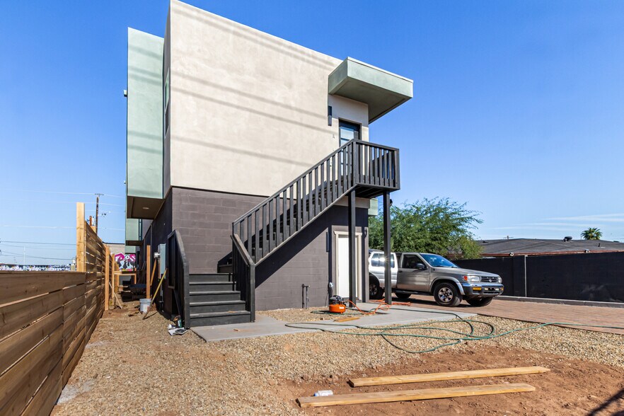More Photos Of 1728 W Sherman St, Phoenix Multifamily For Sale
