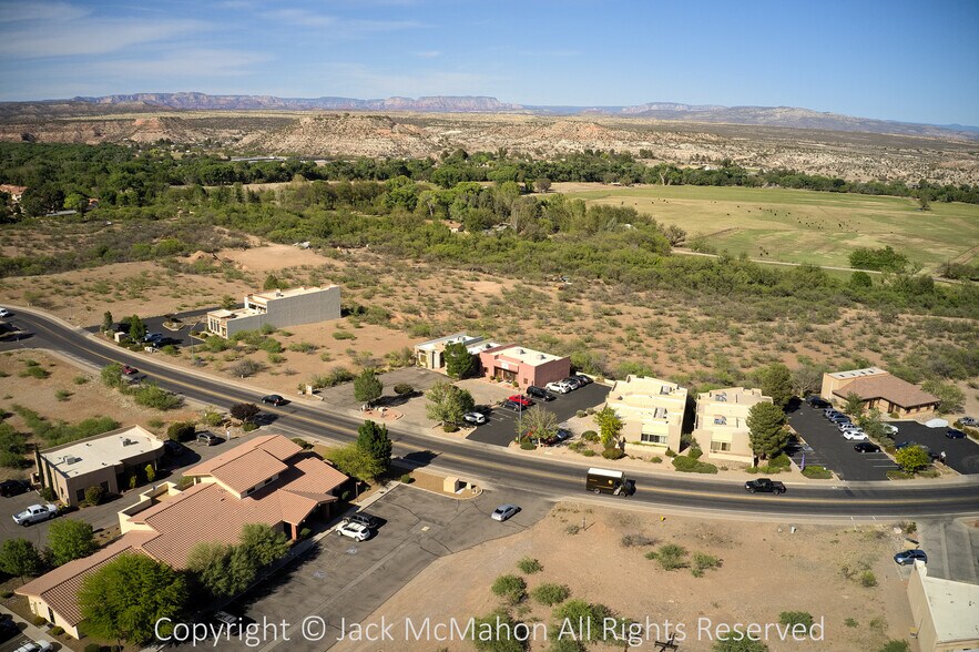 More Photos Of 781 Cove Pky, Cottonwood Medical For Lease