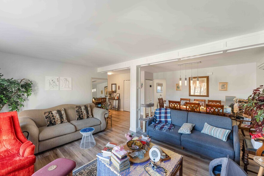 More Photos Of 732 Morin St, Ottawa Apartments For Sale