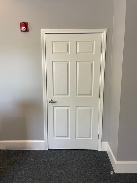 More Photos Of 335 Roselane St NW, Marietta Medical For Lease