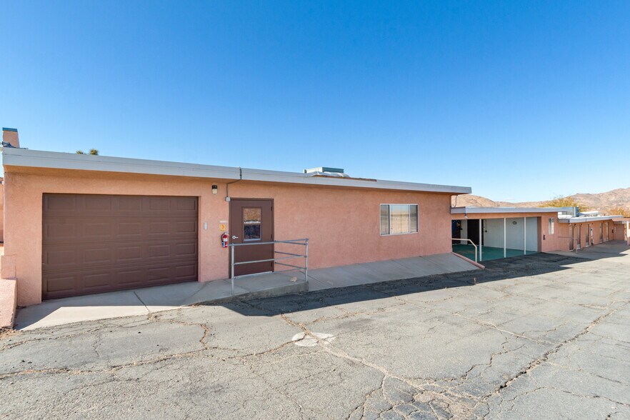 More Photos Of 6889 Sunny Vista Rd, Joshua Tree Lodge Meeting Hall For Sale