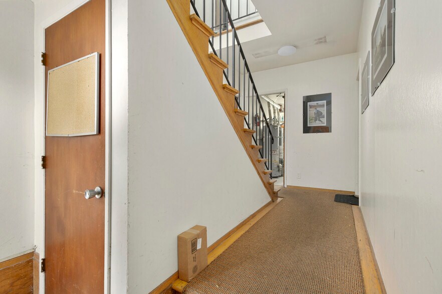 More Photos Of 2003-2005 Berkeley Way, Berkeley Apartments For Sale