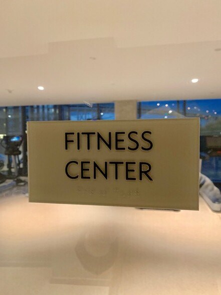 More Photos Of 1455 NW 11th Ave, Portland Apartments For Lease