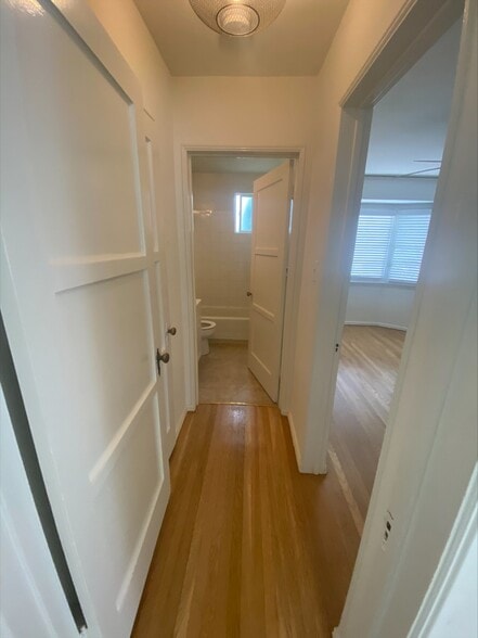 More Photos Of 1826-1832 California Ave, Santa Monica Apartments For Sale