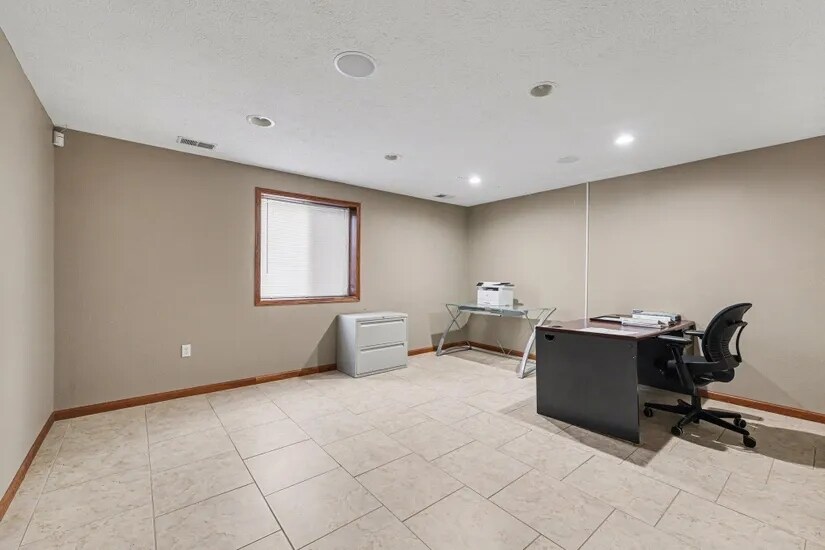 More Photos Of 206 E Park Dr, Kalkaska Warehouse For Sale