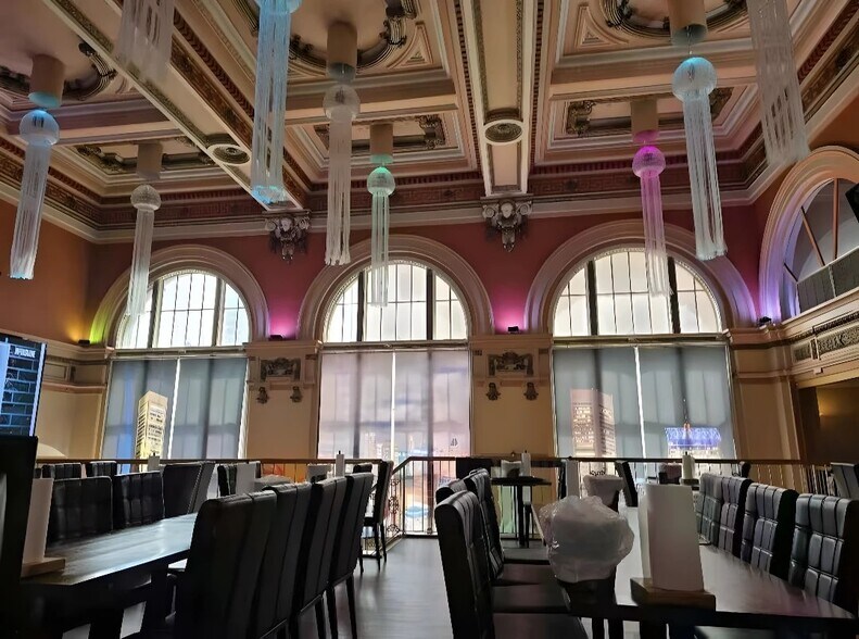 More Photos Of 44 South St, Baltimore Storefront Retail Office For Sale