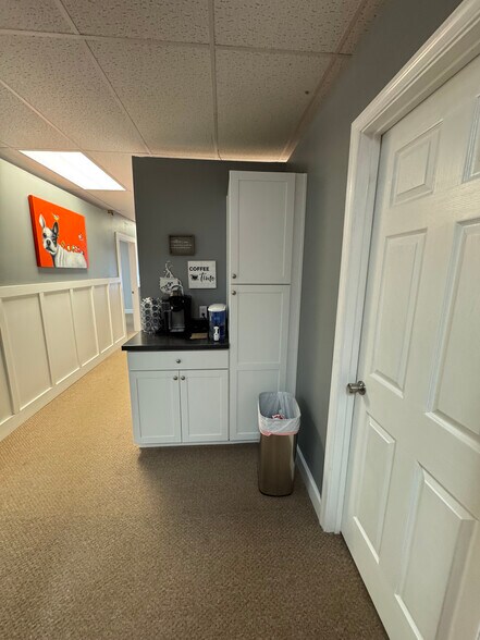 More Photos Of 1516 N Shenandoah Ave, Front Royal Medical For Lease