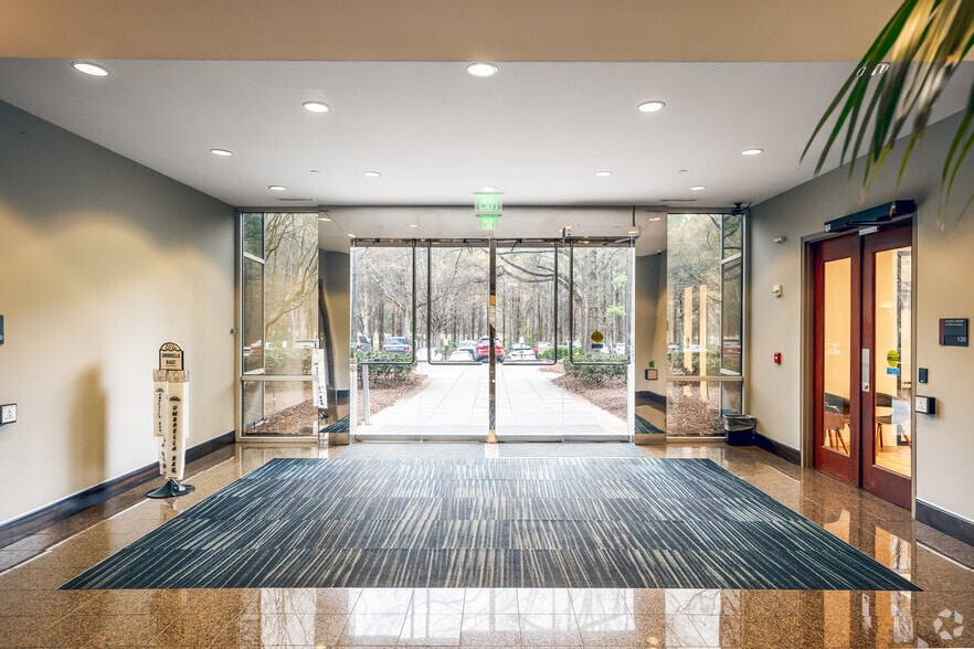 More Photos Of 3500 Blue Lake Dr, Birmingham Office For Lease