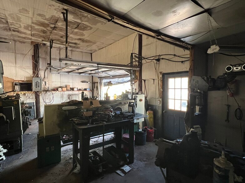 More Photos Of 6468 US Highway 63, West Plains Land For Sale