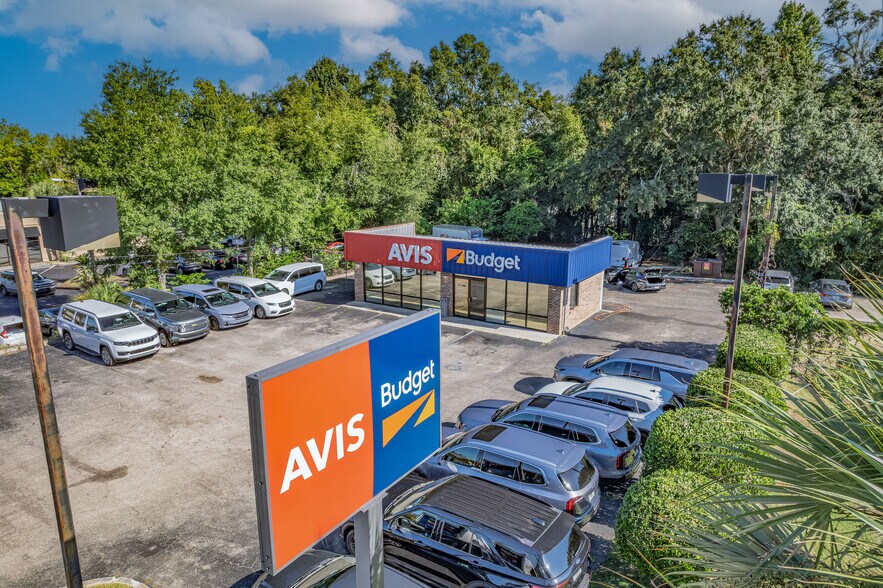 More Photos Of 3108 W Tennessee St, Tallahassee Freestanding For Sale