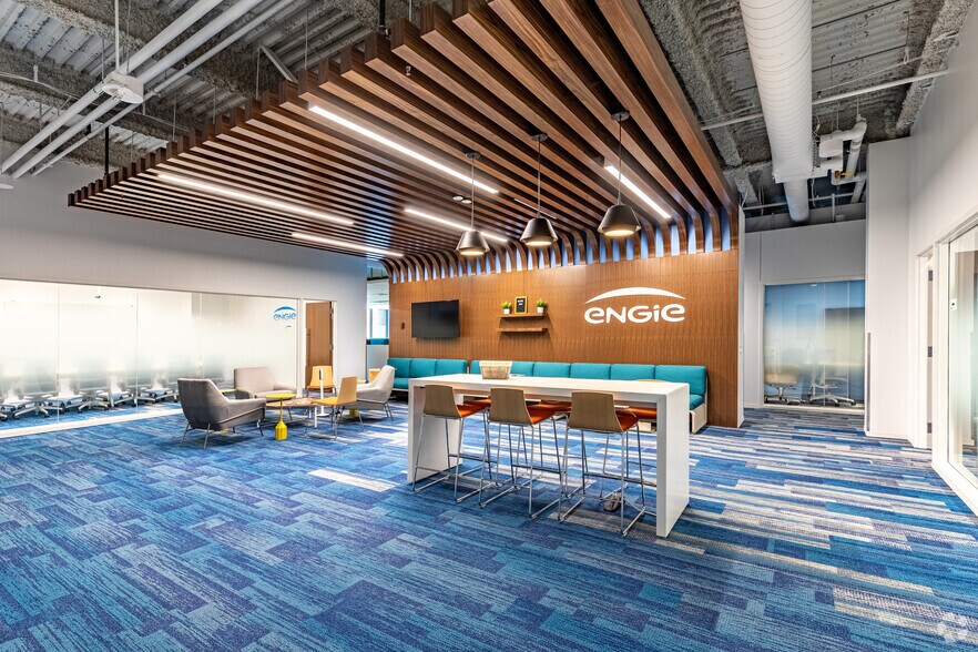 More Photos Of 428 Minnesota St, Saint Paul Office For Lease